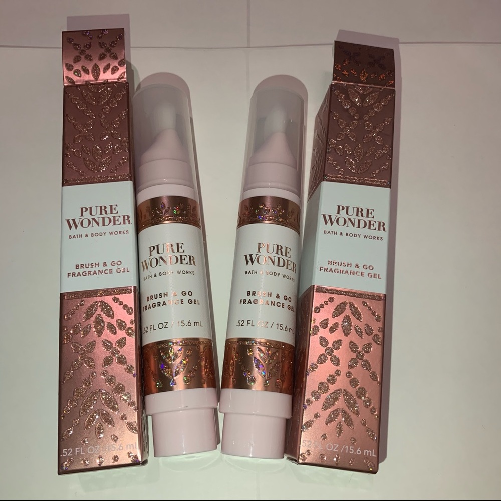 2 x Bath & body works pure wonder brush & go gel
